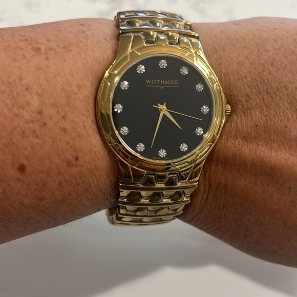 Wittnauer Men’s Gold Watch - Picture 2 of 5